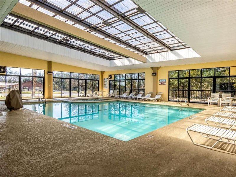 Quality Inn Perry - National Fairgrounds Area Esterno foto