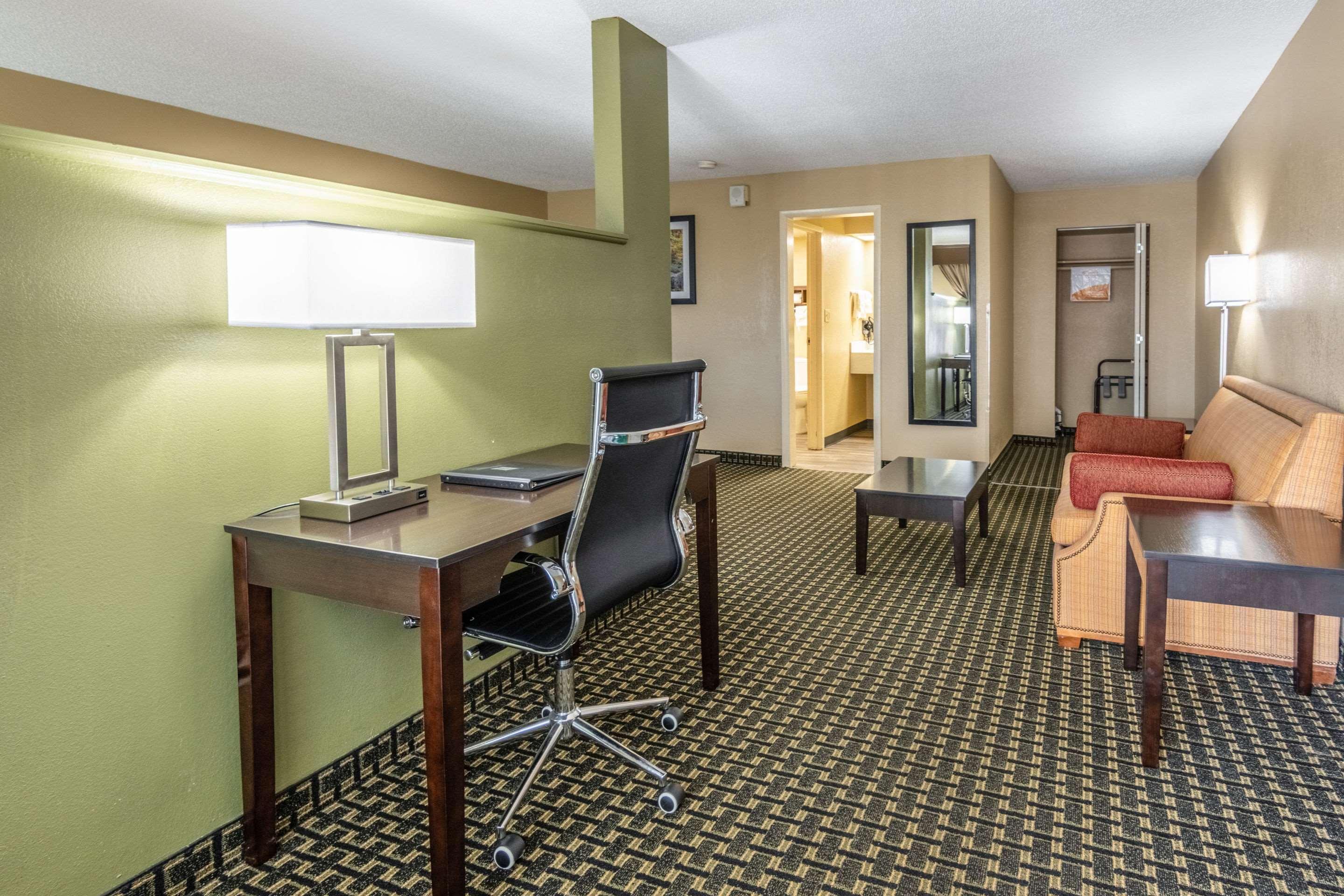 Quality Inn Perry - National Fairgrounds Area Esterno foto