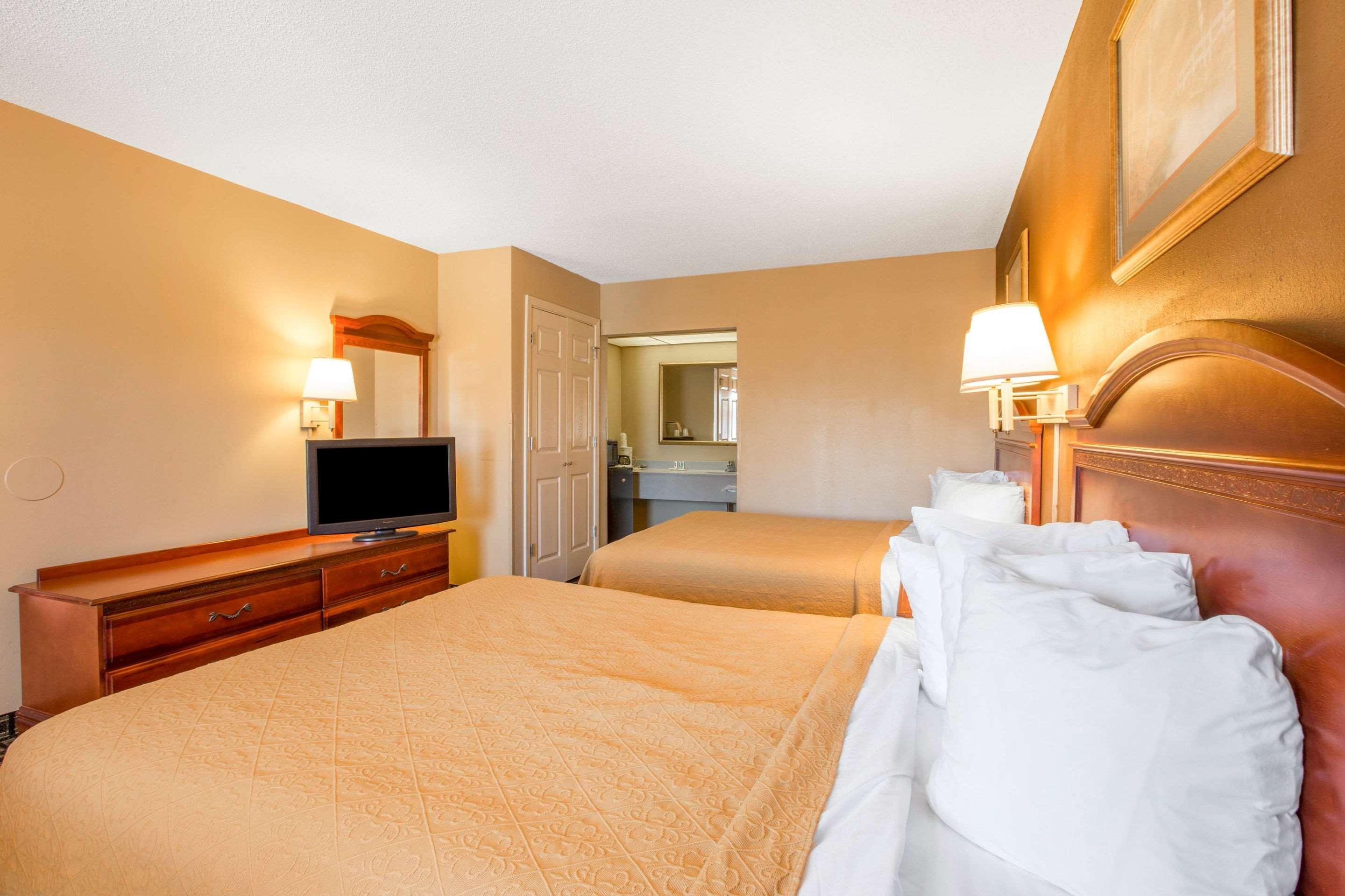 Quality Inn Perry - National Fairgrounds Area Esterno foto